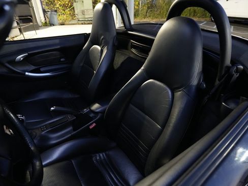 Used 2004 Porsche Boxster S image 20
