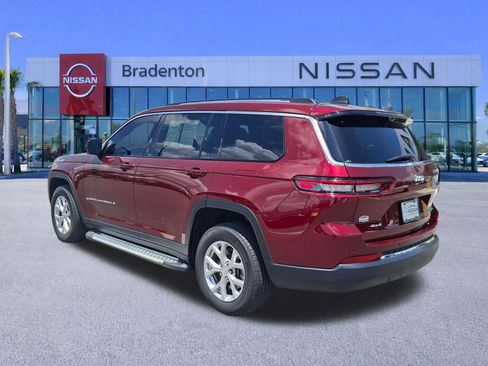 Used 2023 Jeep Grand Cherokee L Limited w/ Luxury Tech Group II AWD/4WD image 7