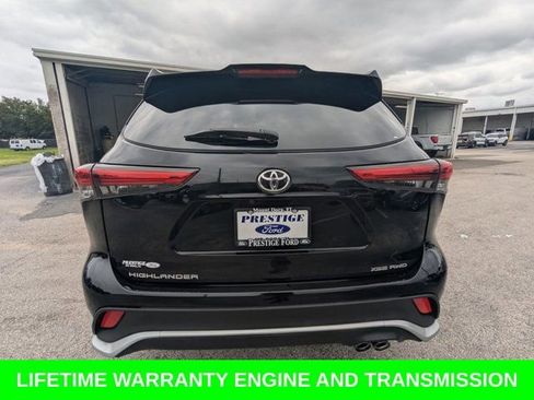 Used 2022 Toyota Highlander XSE AWD/4WD image 6