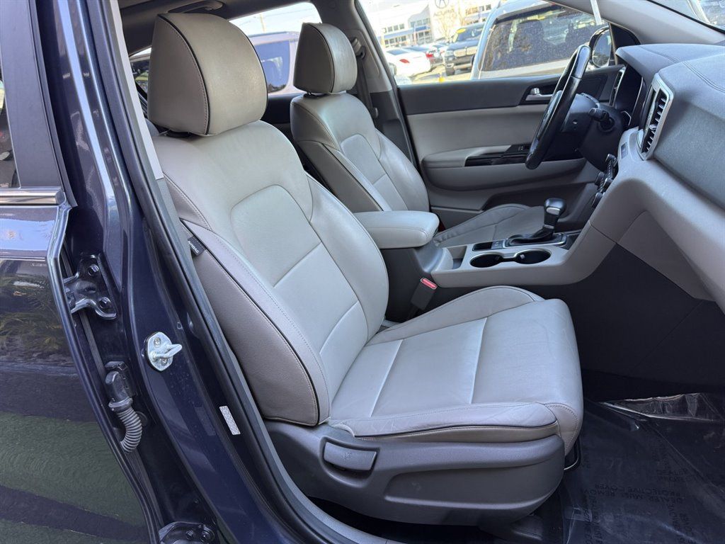Used 2019 Kia Sportage EX FWD image 19