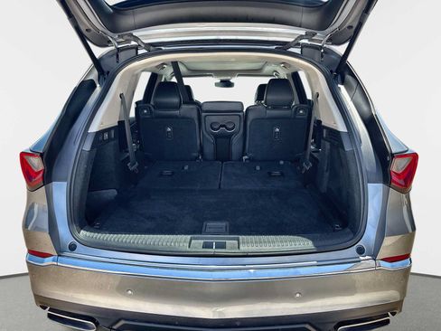 Used 2022 Acura MDX SH-AWD w/ Technology Package image 18