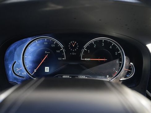 Used 2019 BMW 750i xDrive image 48