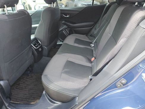 Used 2025 Subaru Outback Premium image 27