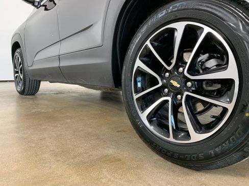 Used 2025 Chevrolet TrailBlazer LT image 15