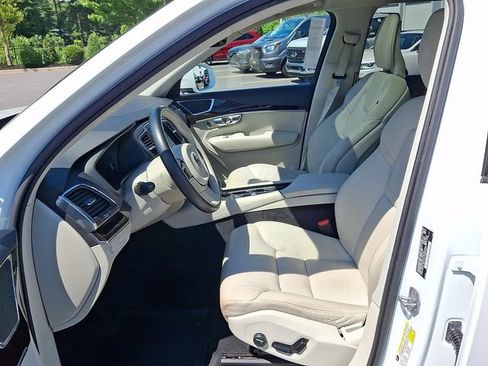Used 2019 Volvo XC90 T5 Momentum w/ Advanced Package AWD/4WD image 10