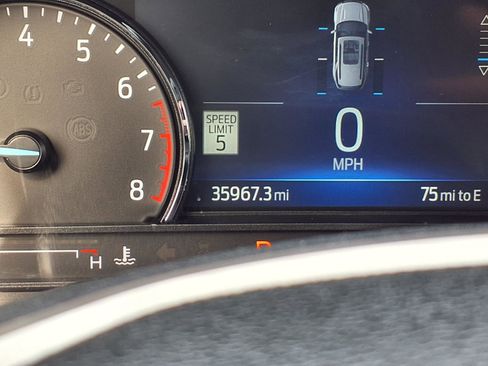 Certified 2022 Ford Explorer XLT w/ Equipment Group 202A image 19