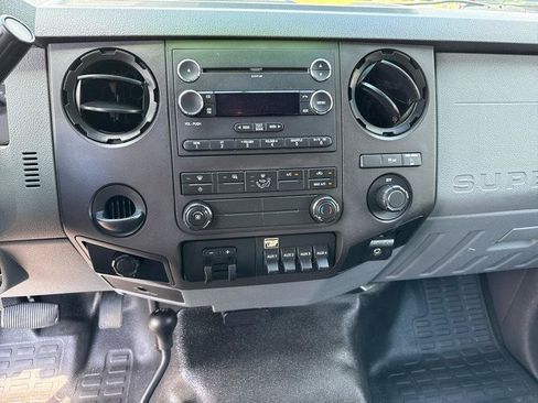 Used 2012 Ford F250 XL w/ PWR Equipment Group AWD/4WD image 8