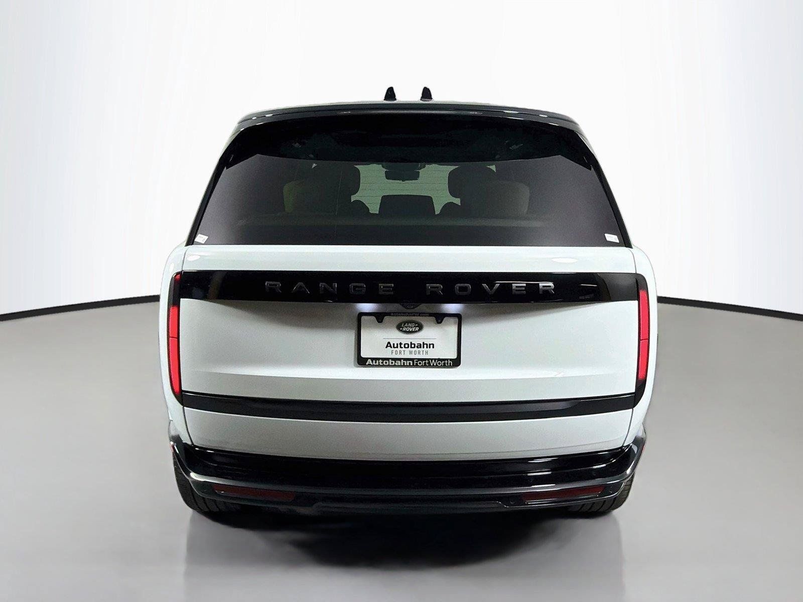 New 2027 Land Rover Range Rover Autobiography AWD/4WD image 6
