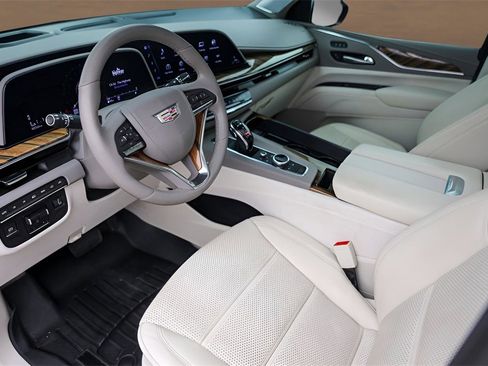 Certified 2023 Cadillac Escalade ESV Premium Luxury Platinum image 10
