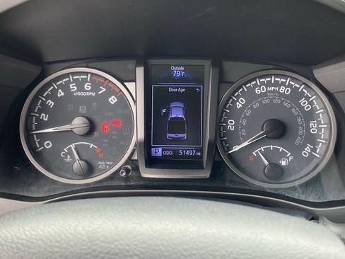 Certified 2020 Toyota Tacoma TRD Sport w/ Technology Package AWD/4WD image 35