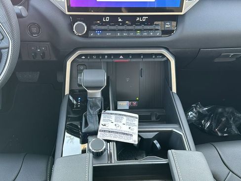 New 2026 Toyota Tundra Limited image 31