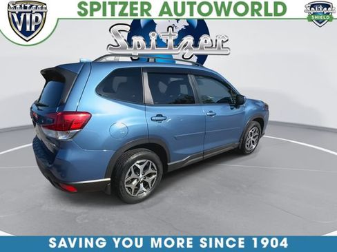 Certified 2022 Subaru Forester Premium w/ Popular Package #1 AWD/4WD image 9