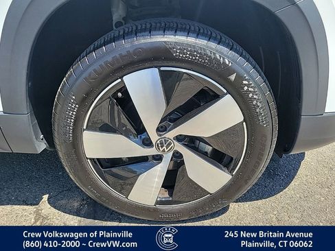 Certified 2024 Volkswagen Taos S AWD/4WD image 20