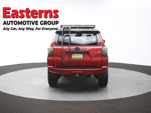 Used 2021 Toyota 4Runner Venture w/ Moonroof Package AWD/4WD image 37