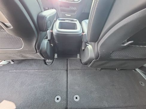 Used 2025 Chrysler Pacifica Select FWD image 22