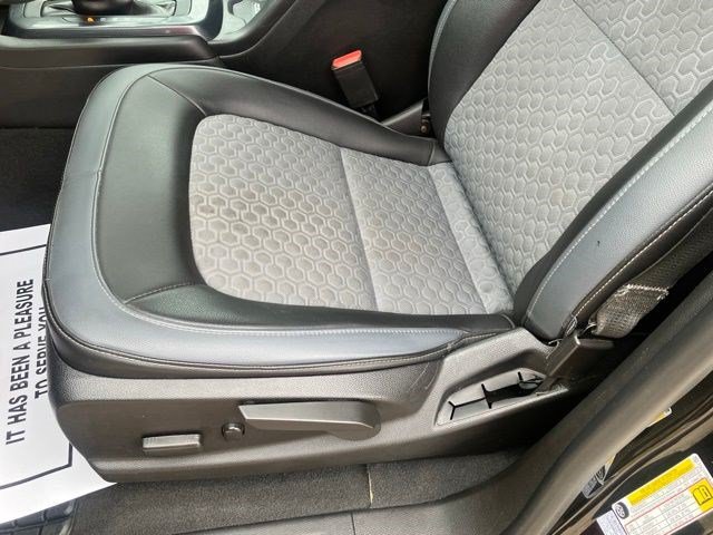 Used 2021 Chevrolet Colorado Z71 AWD/4WD image 11