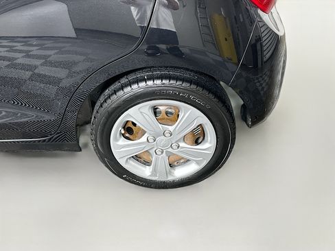 Used 2020 Chevrolet Spark LS FWD image 11