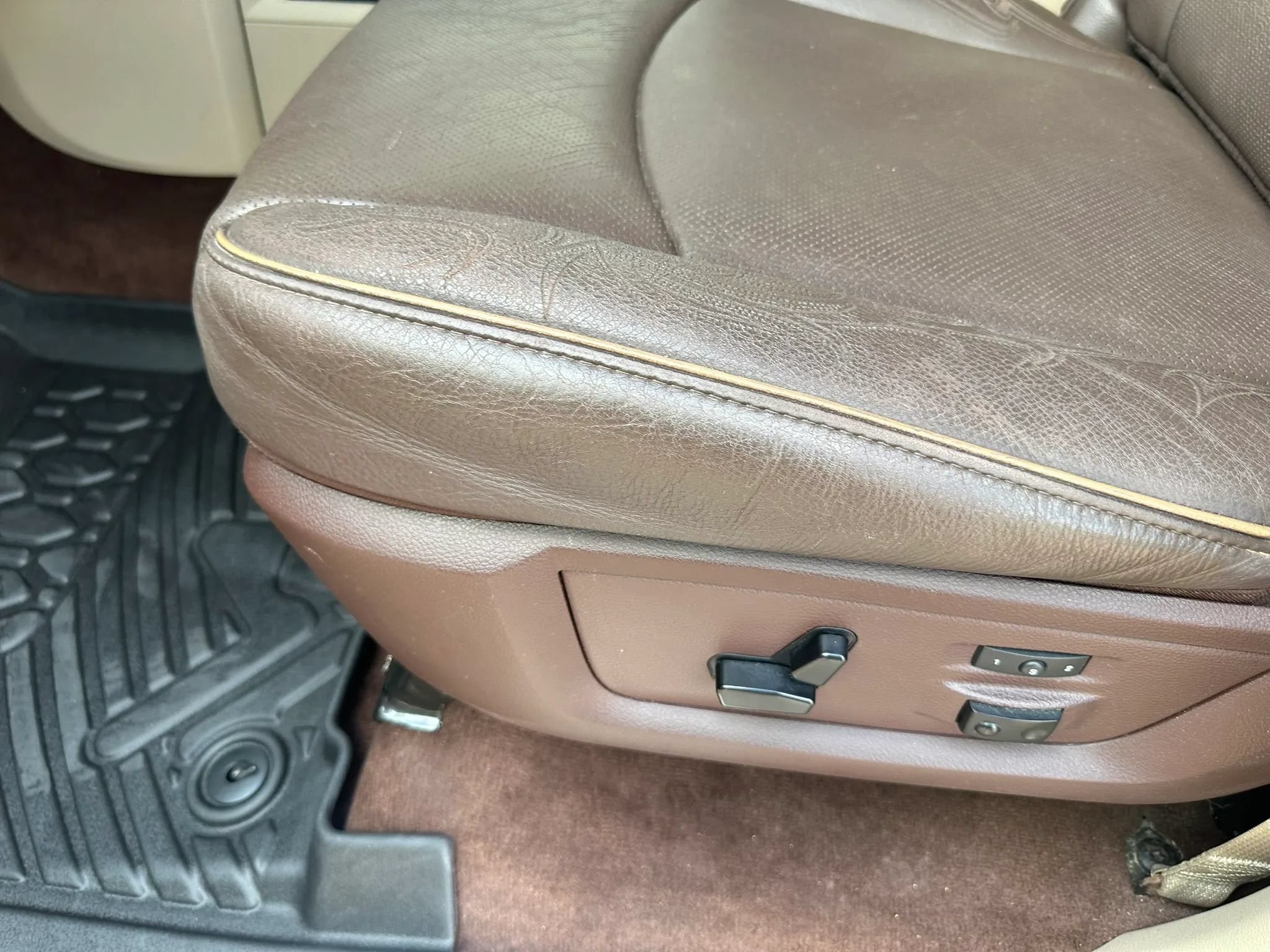 Used 2015 RAM 3500 Laramie Longhorn AWD/4WD image 36