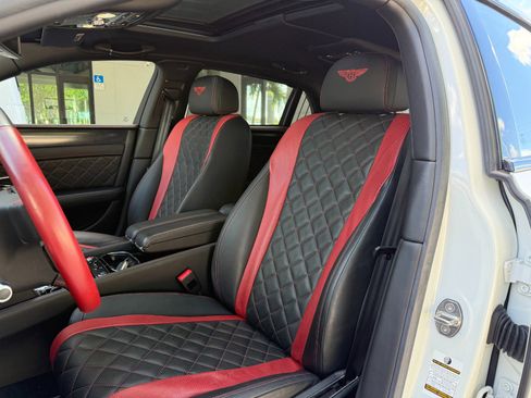 Used 2018 Bentley Flying Spur S W12 AWD/4WD image 26