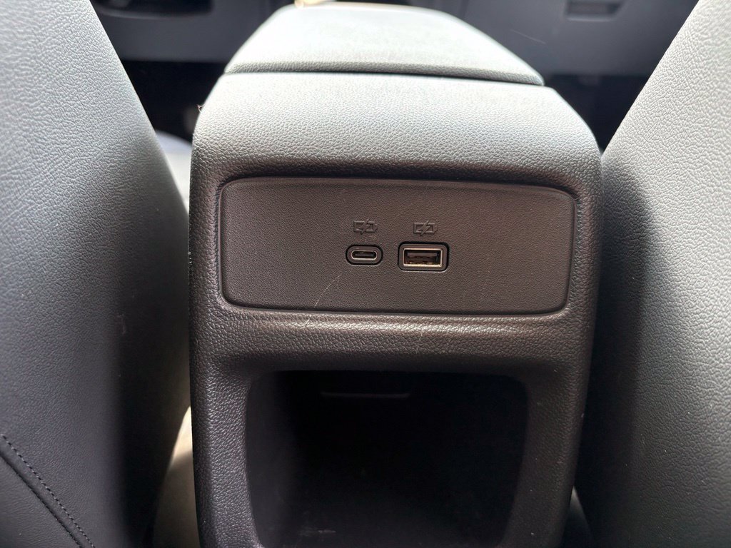 Used 2024 Chevrolet Trax ACTIV w/ Sunroof Package FWD image 40