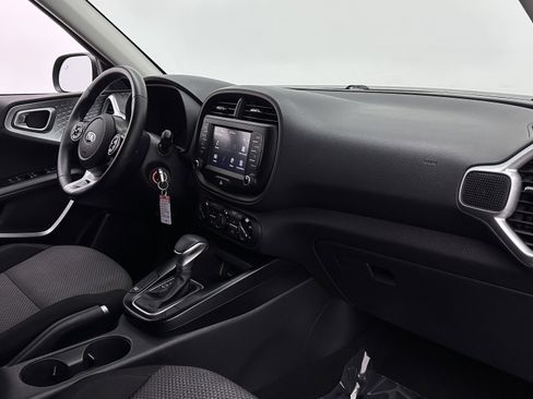 Used 2020 Kia Soul X-Line FWD image 32