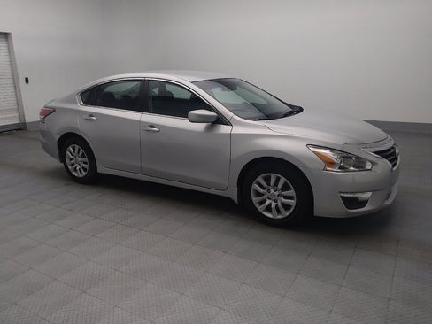 Used 2015 Nissan Altima 2.5 S w/ Power Driver Seat Package FWD image 11