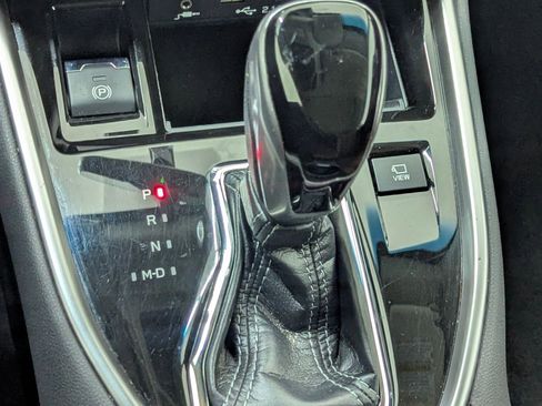 Used 2020 Subaru Outback Touring image 16