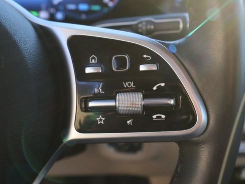 Used 2022 Mercedes-Benz GLS 450 4MATIC image 46