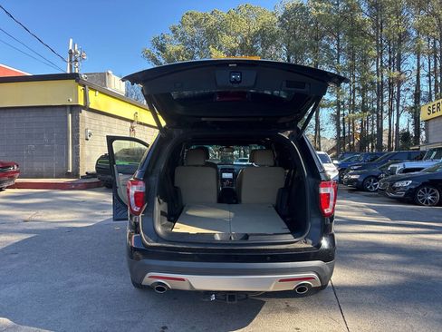 Used 2017 Ford Explorer Limited w/ Equipment Group 301A image 14