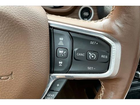 Used 2022 RAM 1500 Limited AWD/4WD image 26