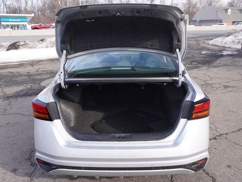 Used 2024 Nissan Altima 2.5 SV image 16