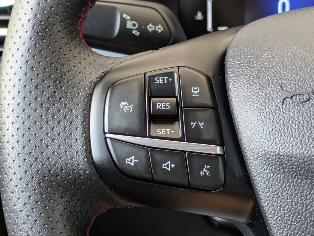 Used 2023 Ford Escape ST-Line w/ Tech Pack #1 FWD image 28