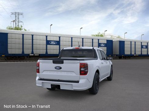 New 2026 Ford Maverick Lobo image 8