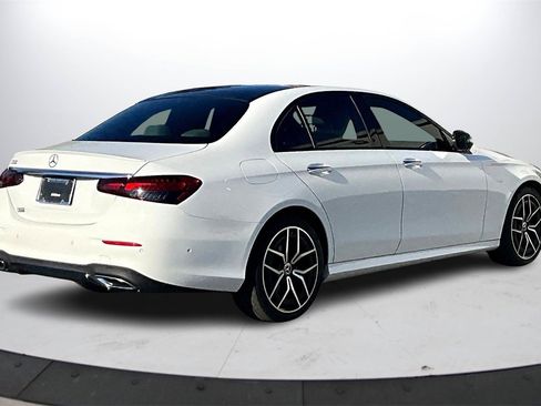 Used 2022 Mercedes-Benz E 350 Sedan image 8