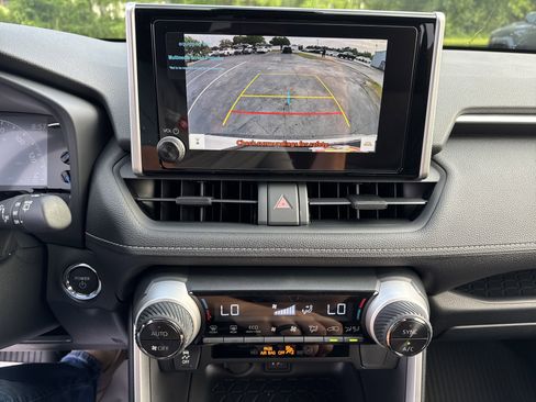 New 2025 Toyota RAV4 XLE AWD/4WD image 19
