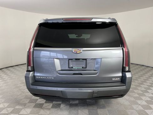 Used 2020 Cadillac Escalade Premium Luxury image 6