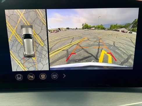 New 2026 Cadillac Vistiq Premium Luxury AWD/4WD image 27