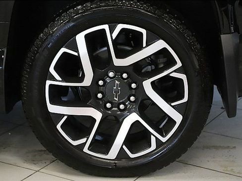 New 2024 Chevrolet Silverado EV RST image 3