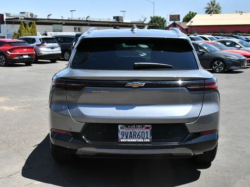 Used 2025 Chevrolet Equinox EV LT FWD image 7