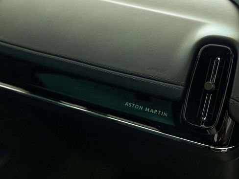 Used 2025 Aston Martin DBX 707 image 32