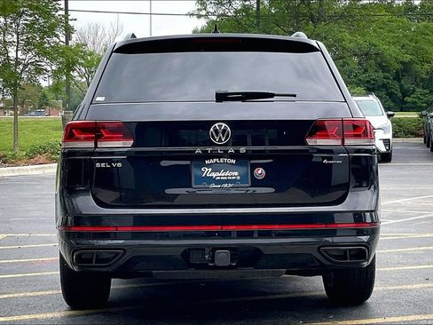 Used 2023 Volkswagen Atlas SEL R-Line AWD/4WD image 3