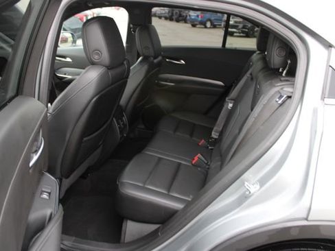 Used 2024 Cadillac XT4 Premium Luxury FWD image 17