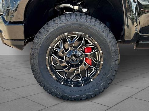 New 2025 GMC Sierra 1500 AT4 w/ AT4 Premium Package image 9