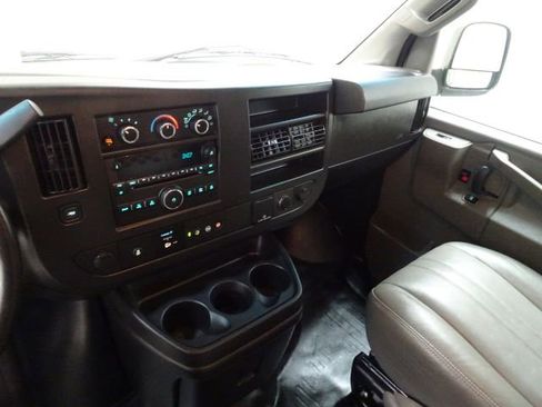 Used 2020 Chevrolet Express 2500 w/ Communications Package image 30