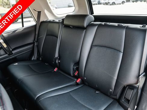 Used 2024 Toyota 4Runner TRD Off-Road Premium AWD/4WD image 28