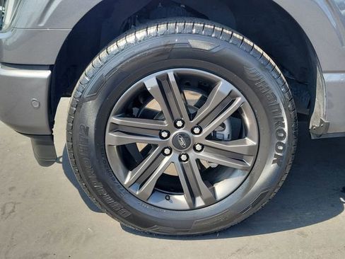 Certified 2022 Ford F150 Lariat w/ Equipment Group 502A High image 32