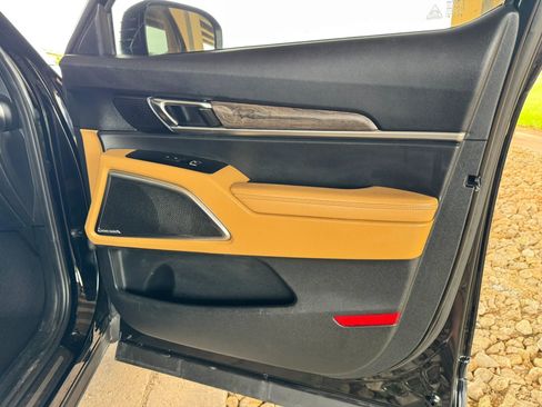 Used 2020 Kia Telluride SX w/ Towing Package FWD image 29