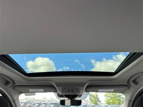 New 2025 Nissan Kicks SV w/ SV Premium Package image 12