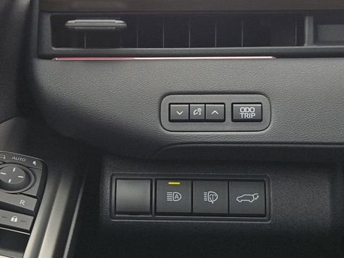 Certified 2026 Toyota bZ AWD/4WD image 27