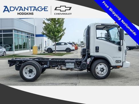 New 2025 Chevrolet Low Cab Forward image 2